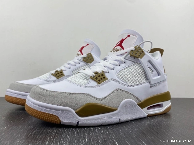 LUCY Jordan SB Retro 4 DR5415-120 0710